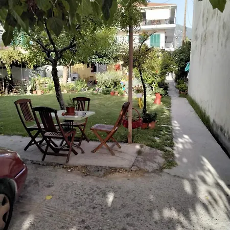 Apartament A1- Mikro Karavi Nydri (Lefkada)