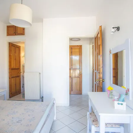 A1- Mikro Karavi Nydri (Lefkada)