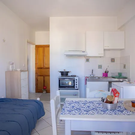 Apartment A1- Mikro Karavi *