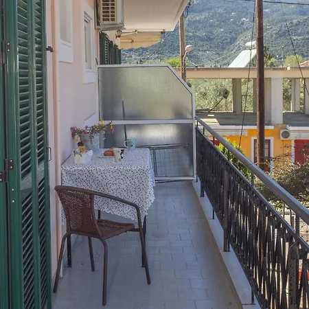 A1- Mikro Karavi Nydri (Lefkada)